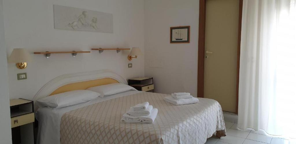 Continental Hotel 3*