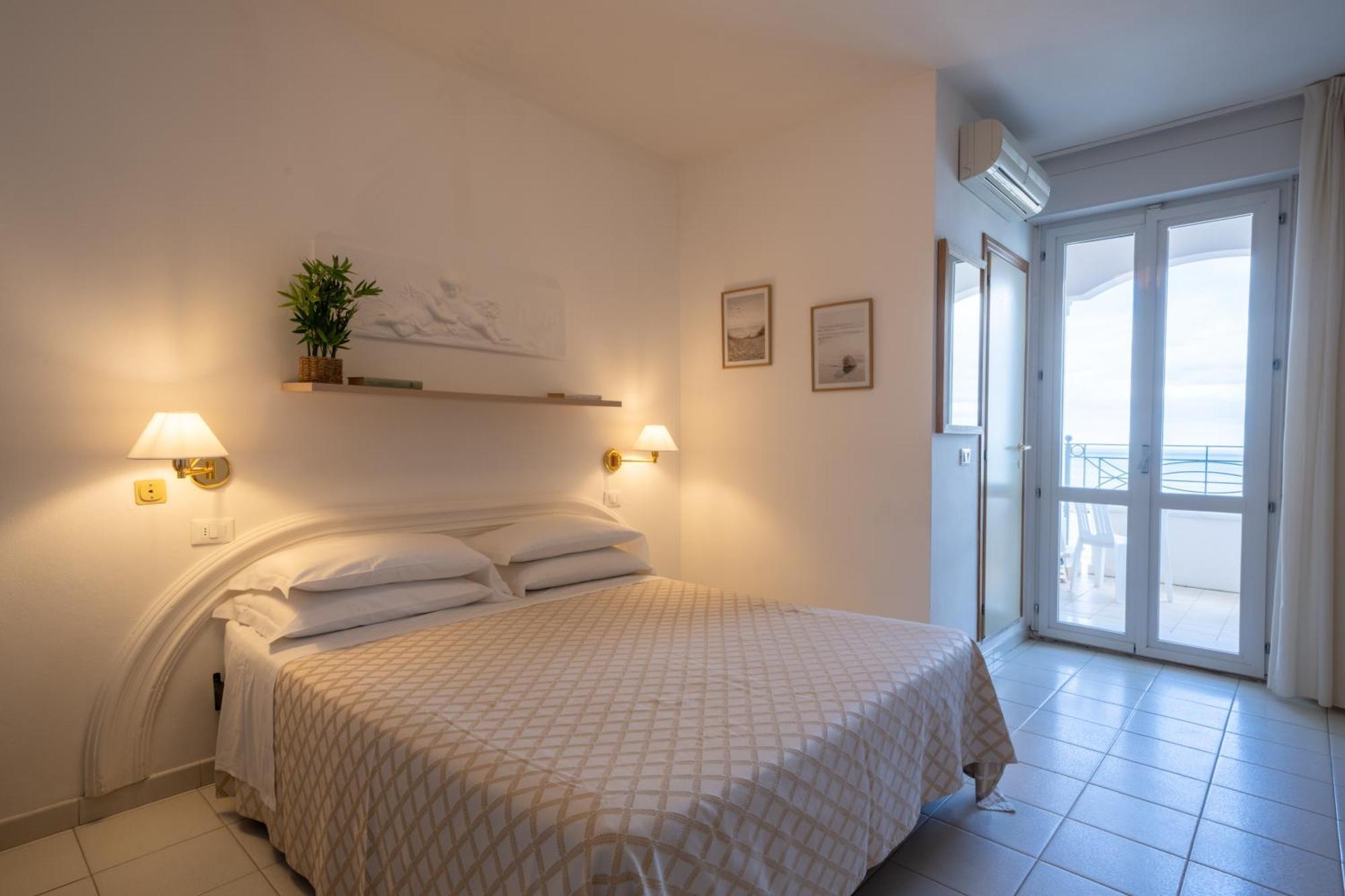Continental 3* Cattolica
